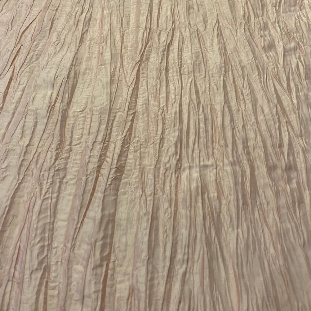 Accordion Taffeta Table Linen in Pink Petal