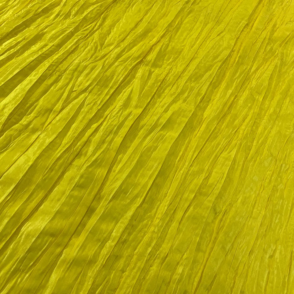 Accordion Taffeta Table Linen in Yellow