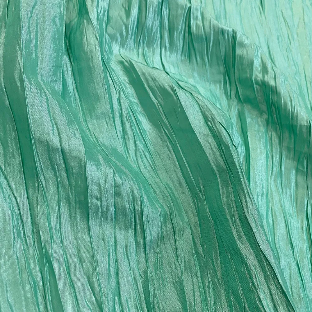 Accordion Taffeta Table Linen in Teal Green