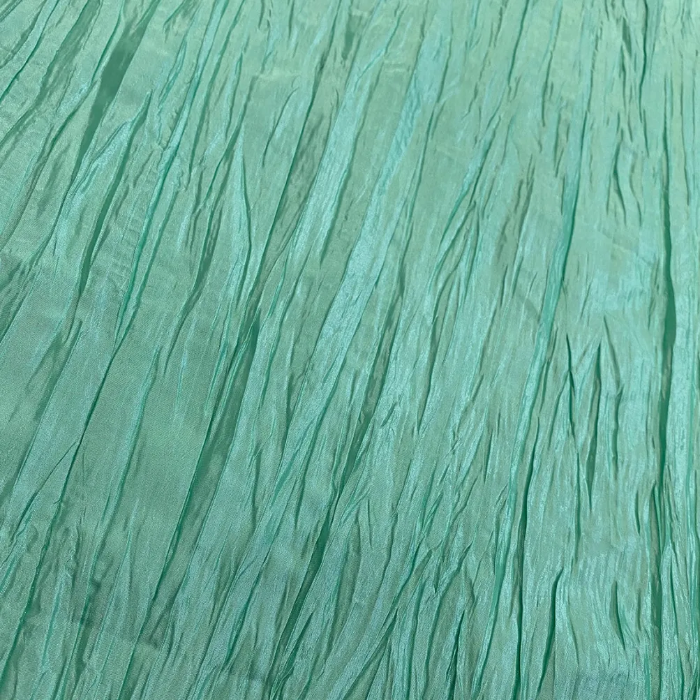 Accordion Taffeta Table Linen in Teal Green