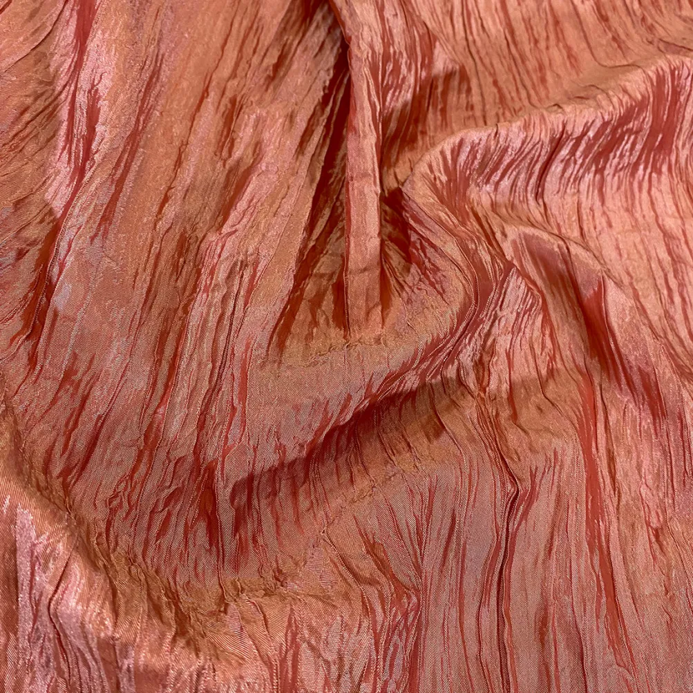 Accordion Taffeta Table Napkin in Coral