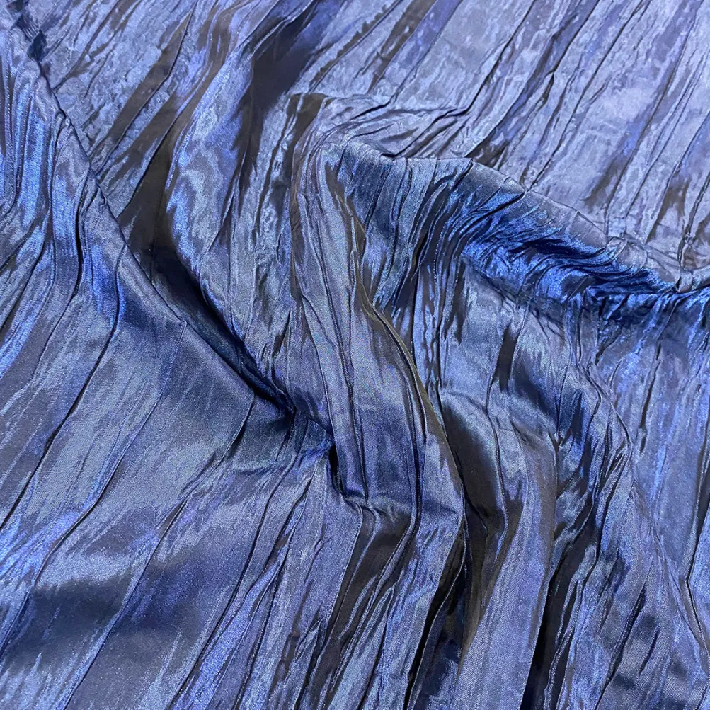 Accordion Taffeta Table Napkin in Navy