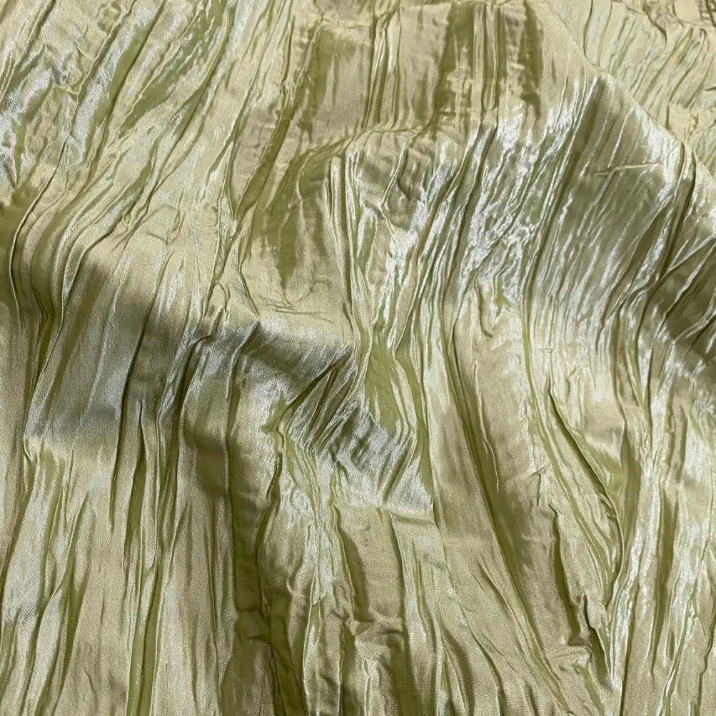 Accordion Taffeta Table Runner in Olive