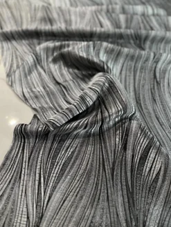 Allure Jacquard Table Linen in Silver