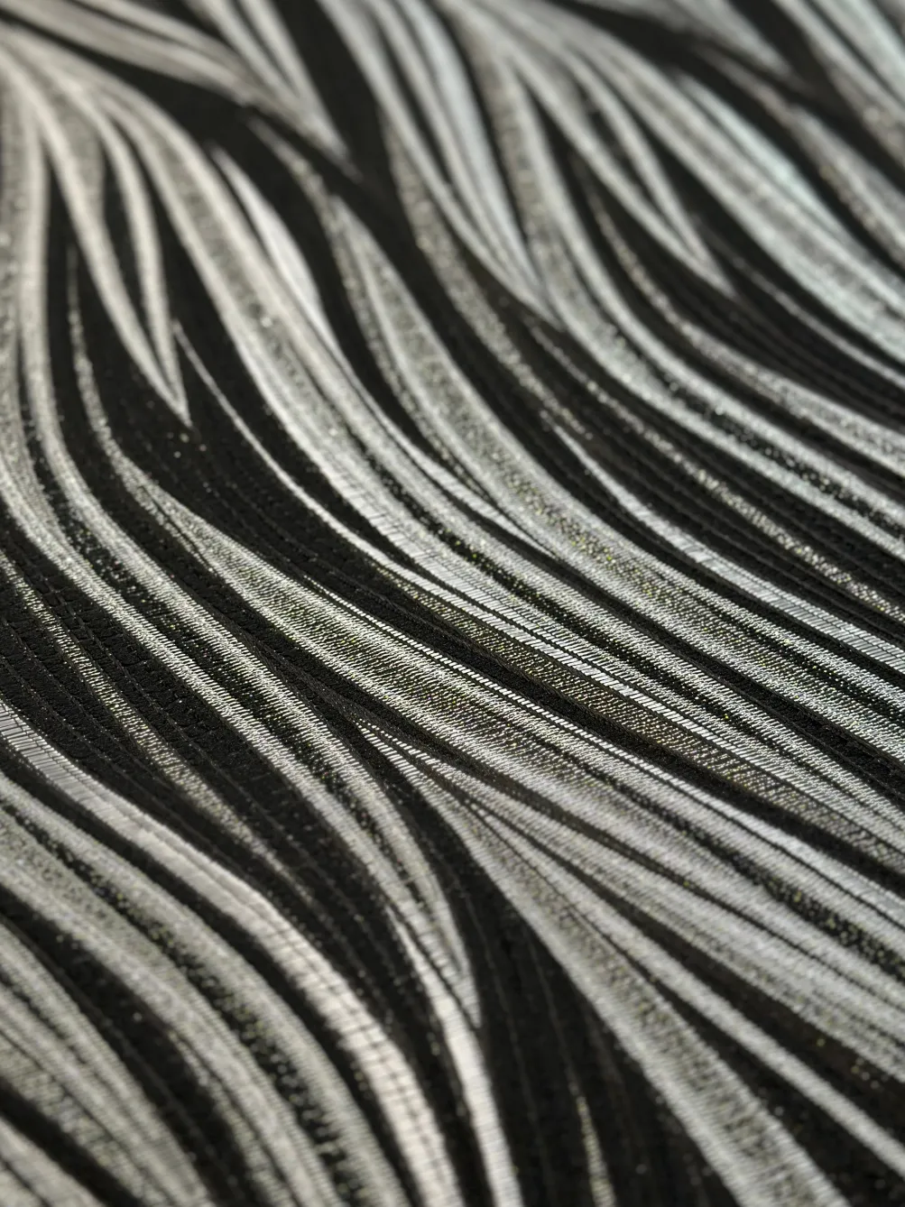 Allure Jacquard Table Linen in Black and Silver