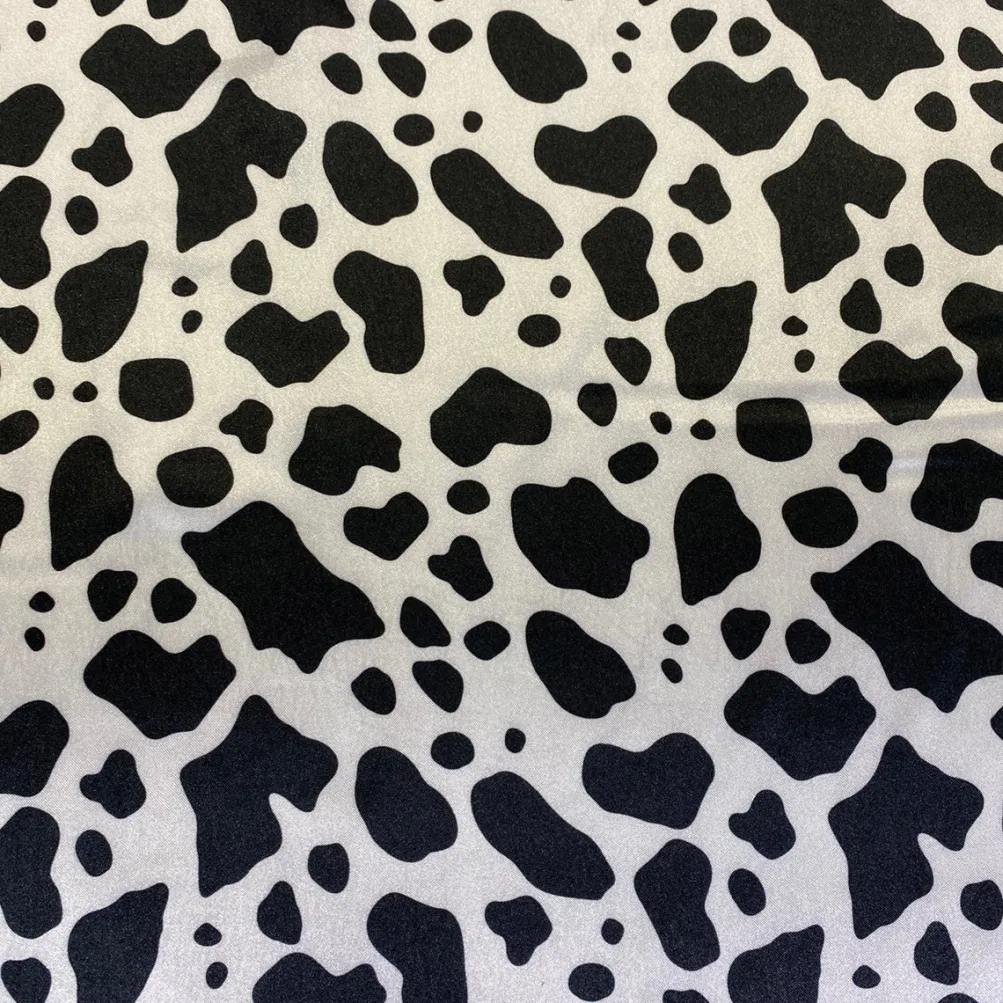 Animal Print Table Runner in Cow