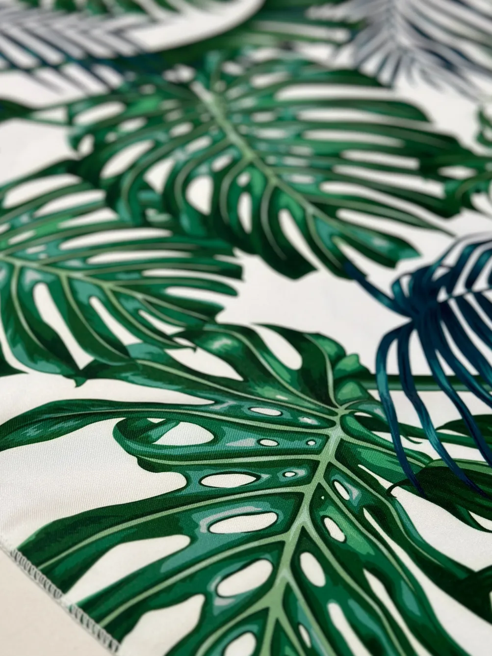 Bahamas (Poly Print) Table Linen