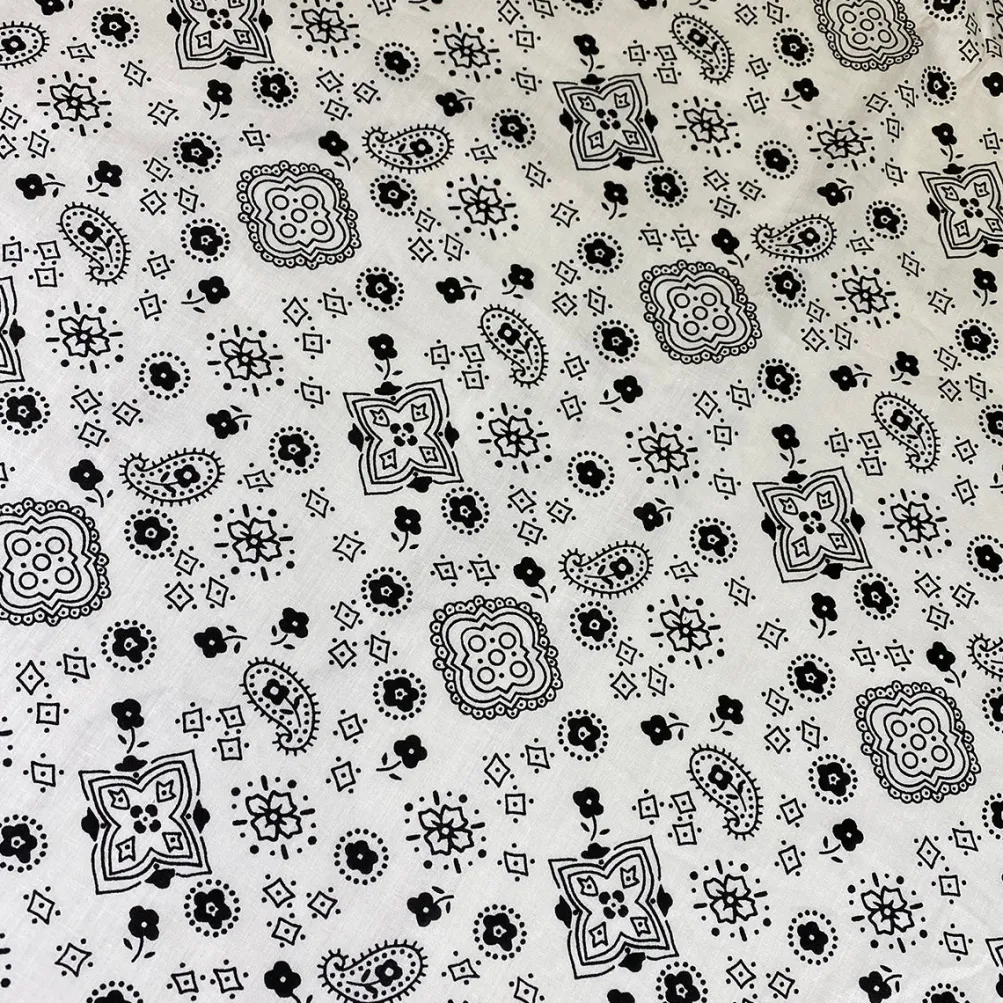 Bandana (Poly Print) Table Linen in White