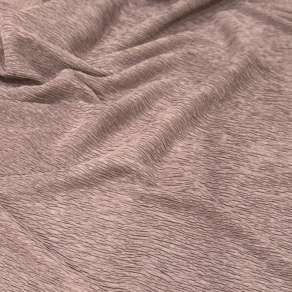 Bella Crepe Table Linen in Mauve