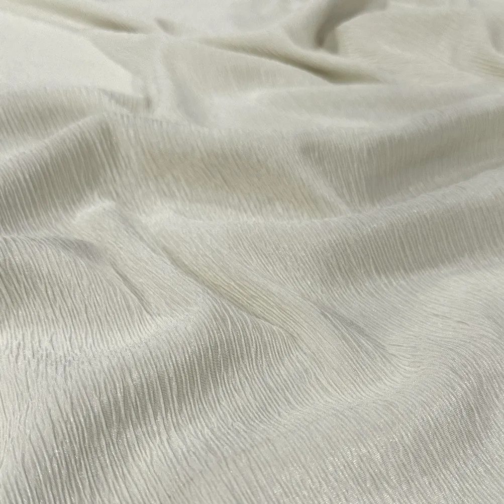 Bella Crepe Table Runner in Ivory