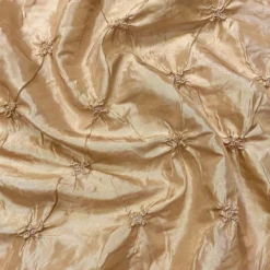 Belly Button (Pinwheel) Table Runner in Gold