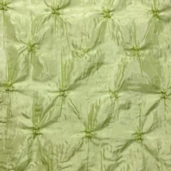 Belly Button (Pinwheel) Table Runner in Lt Sage