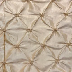 Belly Button (Pinwheel) Table Runner in Champagne