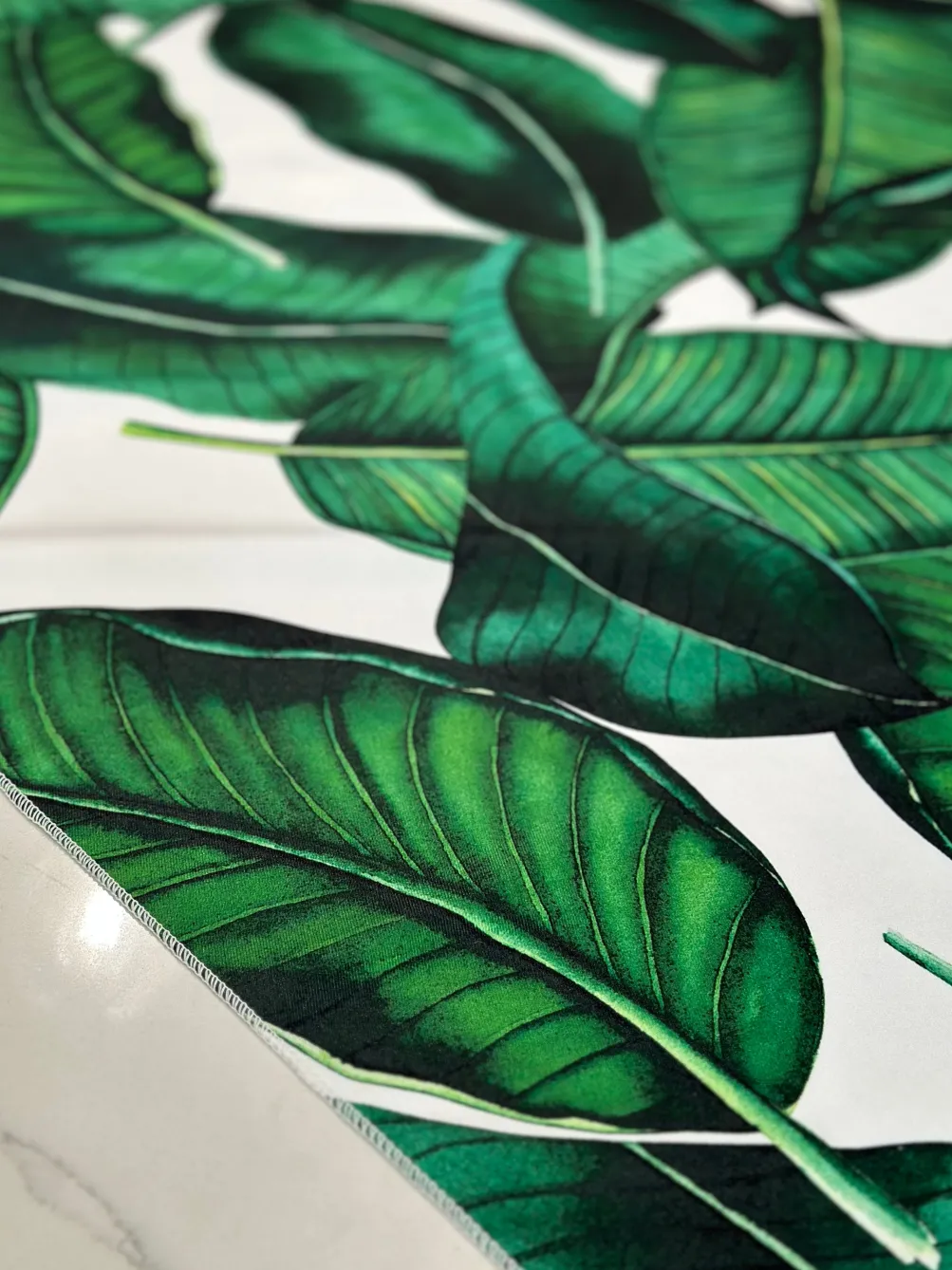 Beverly (Poly Print) Table Linen in Green/White