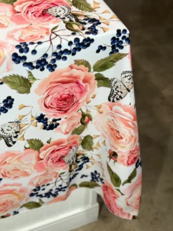 Blush Bouquet (Poly Print) Table Linen