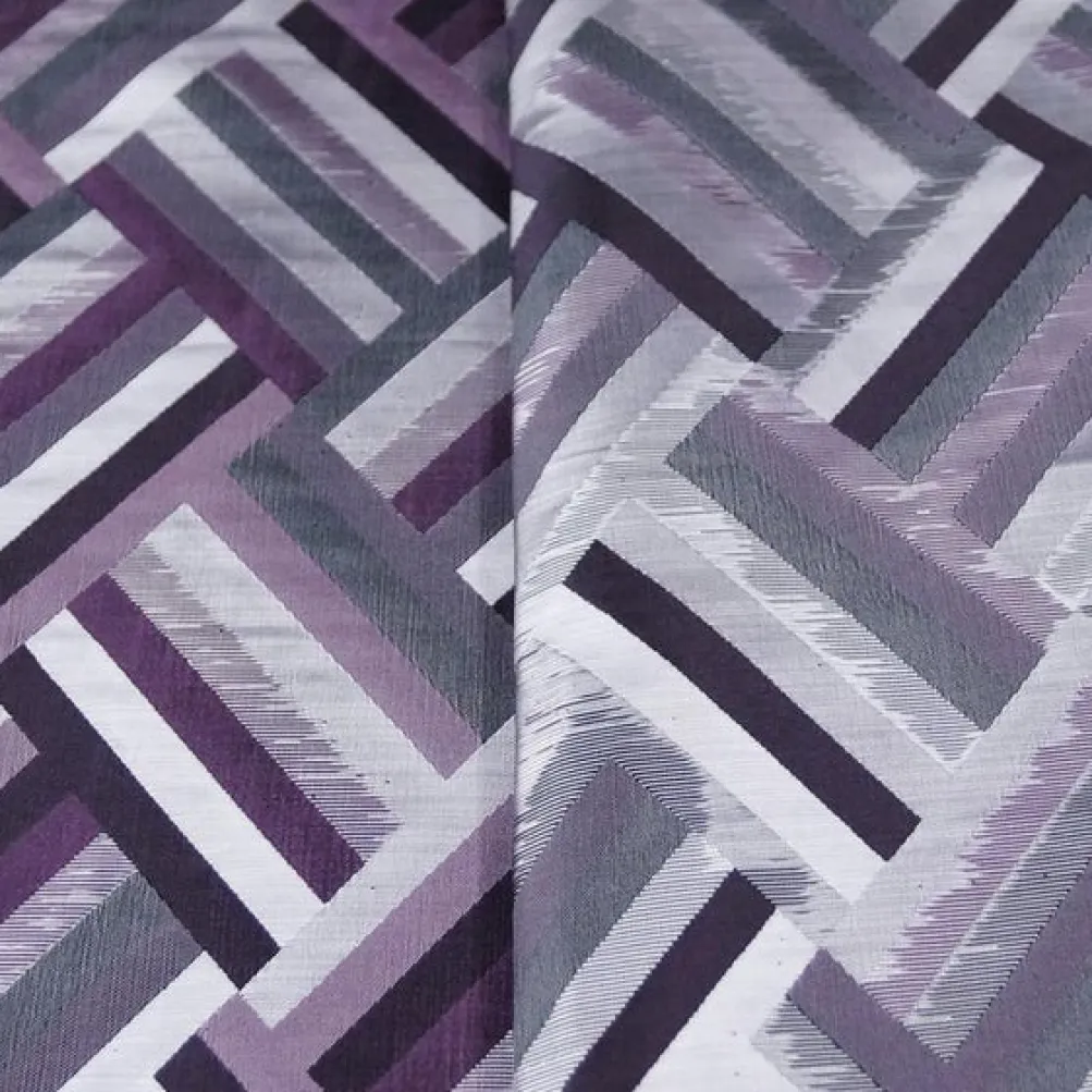 Broadway Jacquard (Reversible) Table Napkin in Eggplant