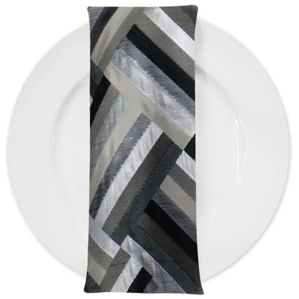 Broadway Jacquard (Reversible) Table Napkin in Black