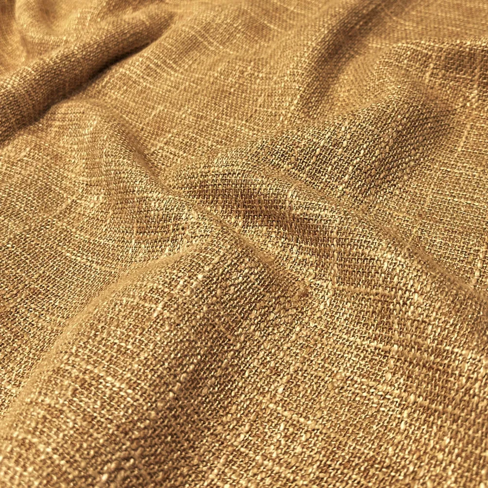 Capri Slub Linen Table Linen in Lt Gold