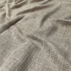 Capri Slub Linen Table Linen in Silver
