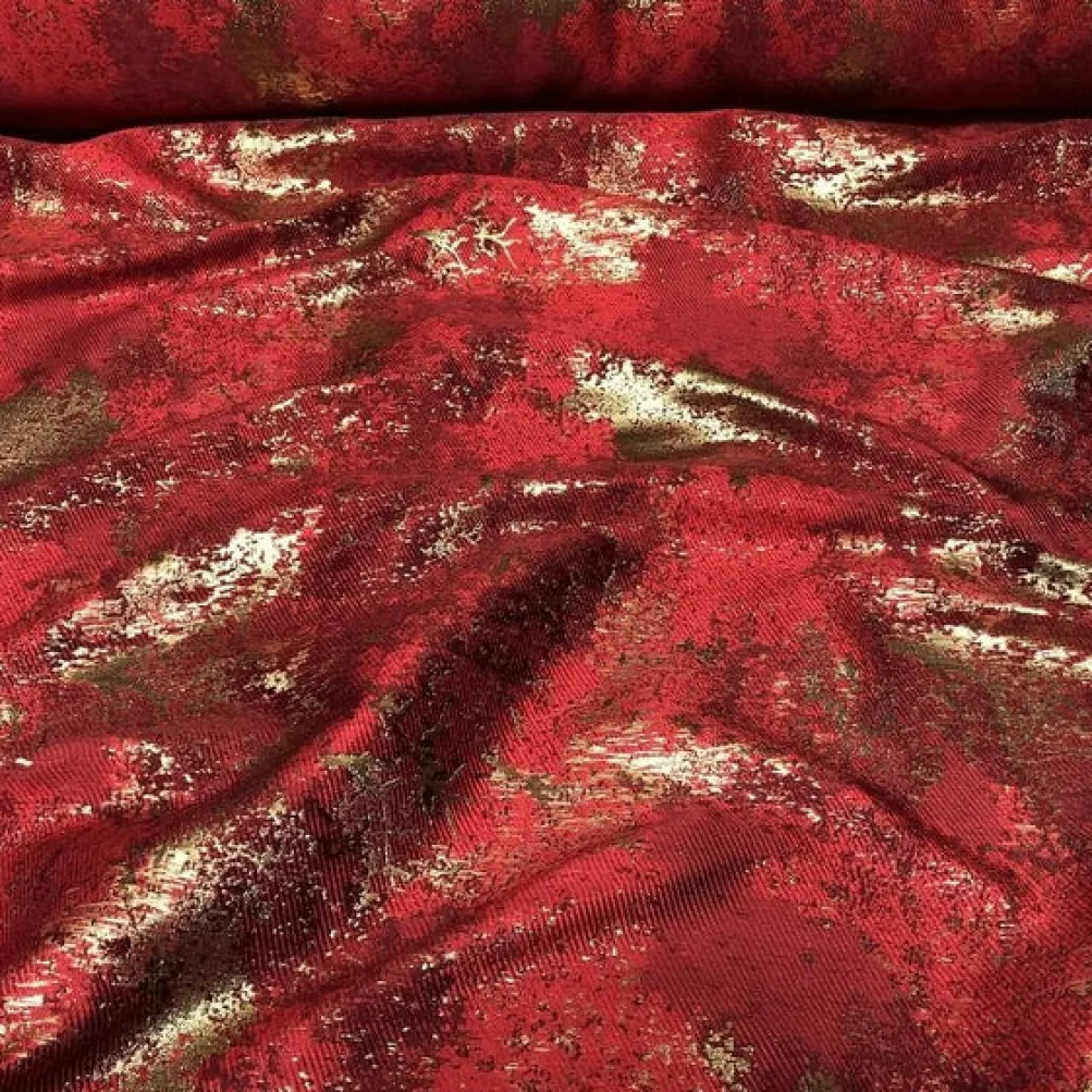 Cascade Jacquard Table Linen in Red and Gold