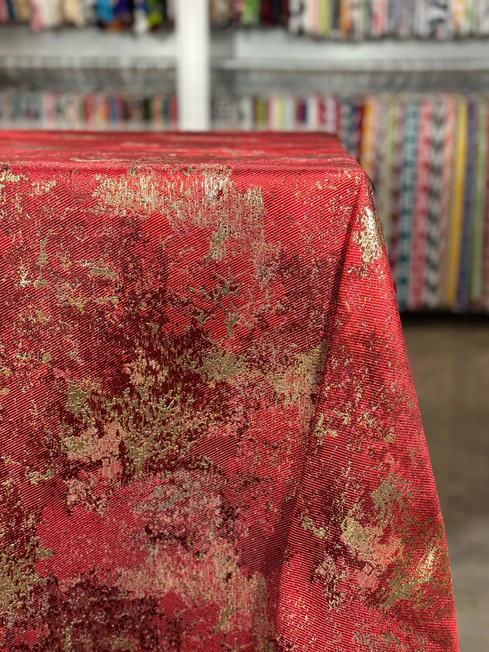 Cascade Jacquard Table Linen in Red and Gold
