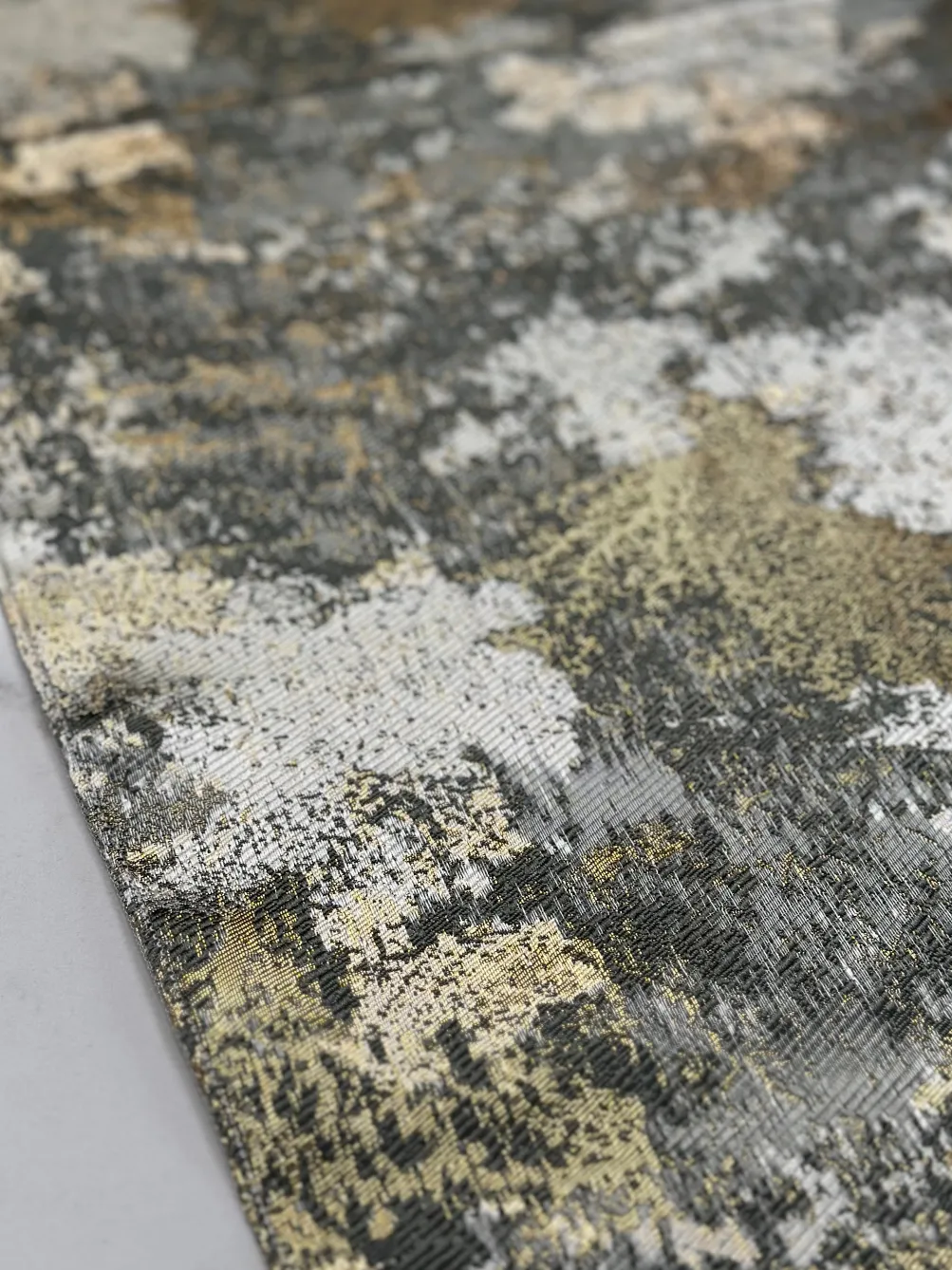 Cascade Jacquard Table Linen in Grey and Gold