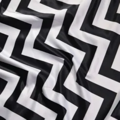 Chevron Print (Lamour) Table Linen in Black and White