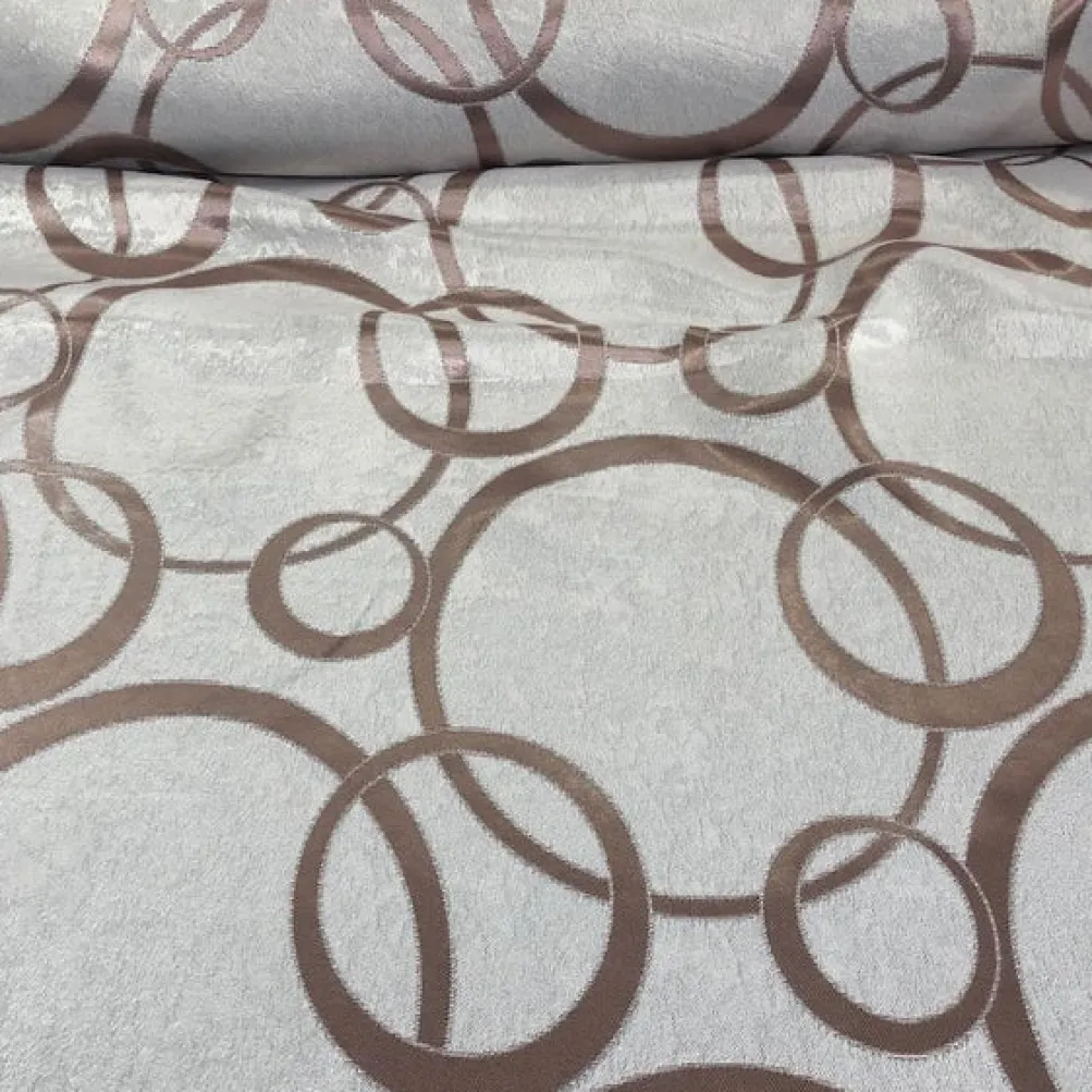 Cirque Jacquard (Reversible) Table Linen in Dusty Rose