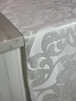 Classic Jacquard Table Linen in Silver