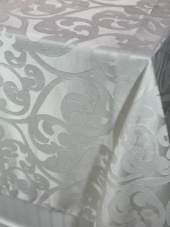 Classic Jacquard Table Linen in Ivory