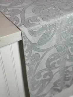 Classic Jacquard Table Linen in White