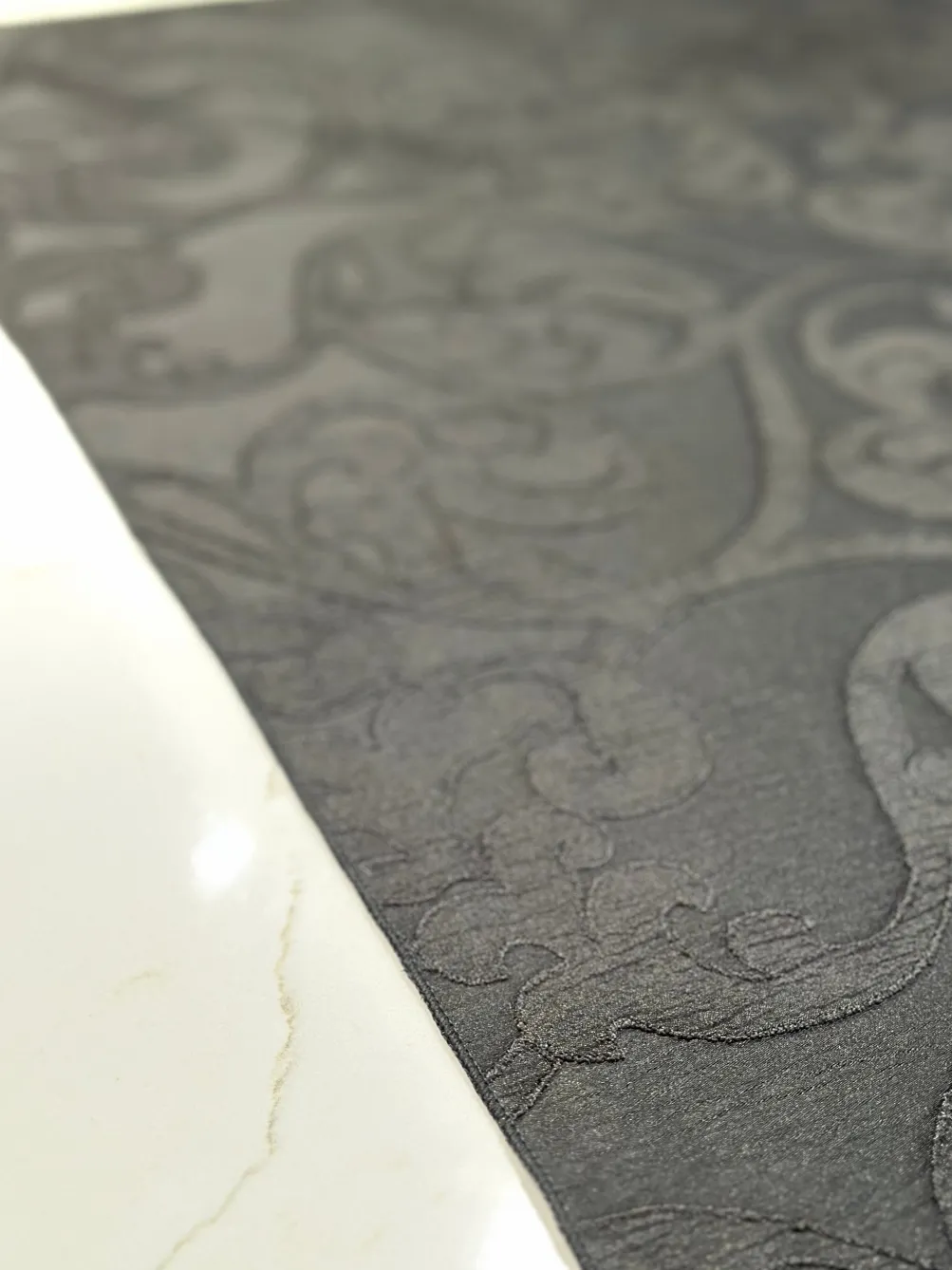 Classic Jacquard Table Linen in Black