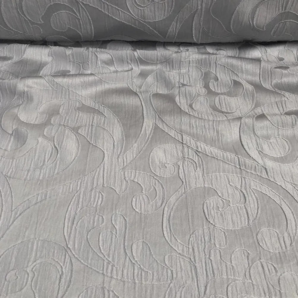 Classic Jacquard Table Runner in Silver