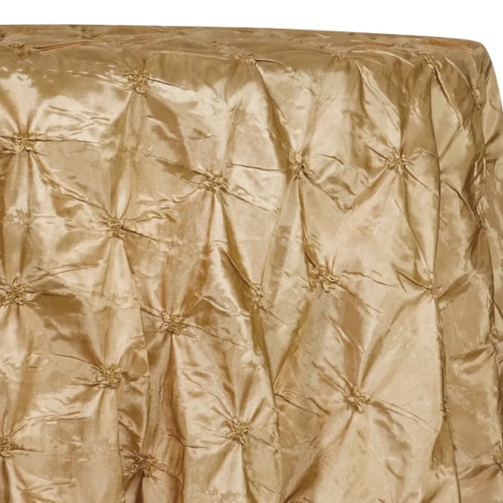 Closeout - Belly Button (Pinwheel) - 132" Round Tablecloth