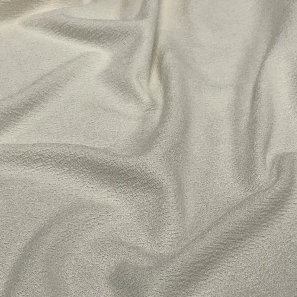 Cloud Chenille Table Linen in Off White