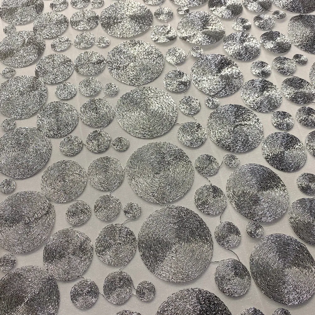 Coin Table Linen in Silver