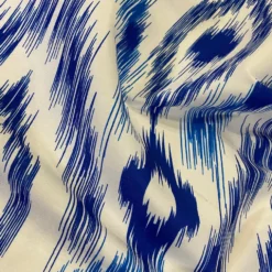 Cosmo Print (Dupioni) Table Linen in Royal