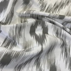 Cosmo Print (Dupioni) Table Napkin in Silver