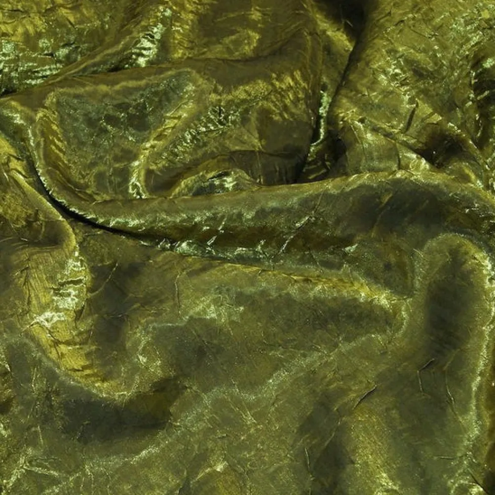 Crush Shimmer (Galaxy) Table Linen in Moss 15