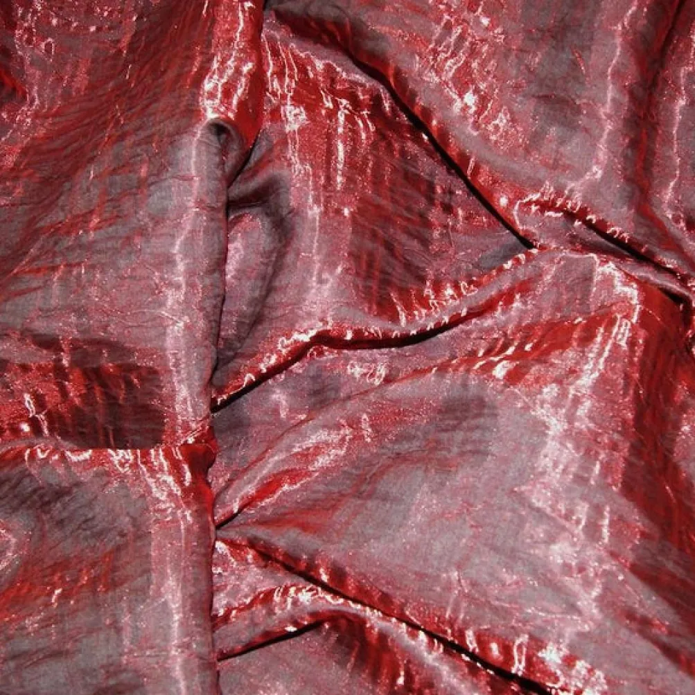 Crush Shimmer (Galaxy) Table Linen in Bordeax 1
