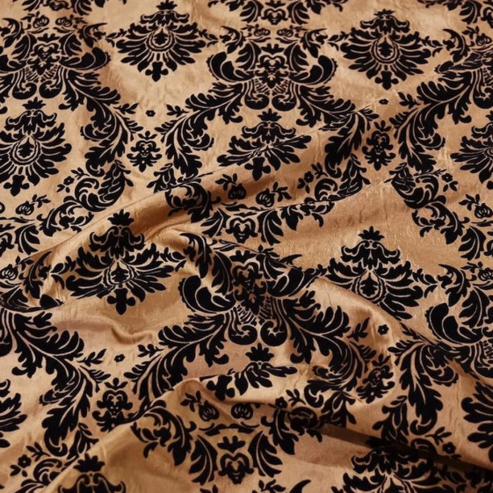 Damask Flocking Taffeta Table Linen in Black on Gold
