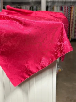 Damask Poly Table Linen in Fuchsia 1225