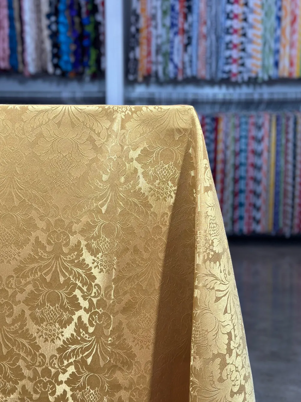 Damask Poly Table Linen in Gold 1326