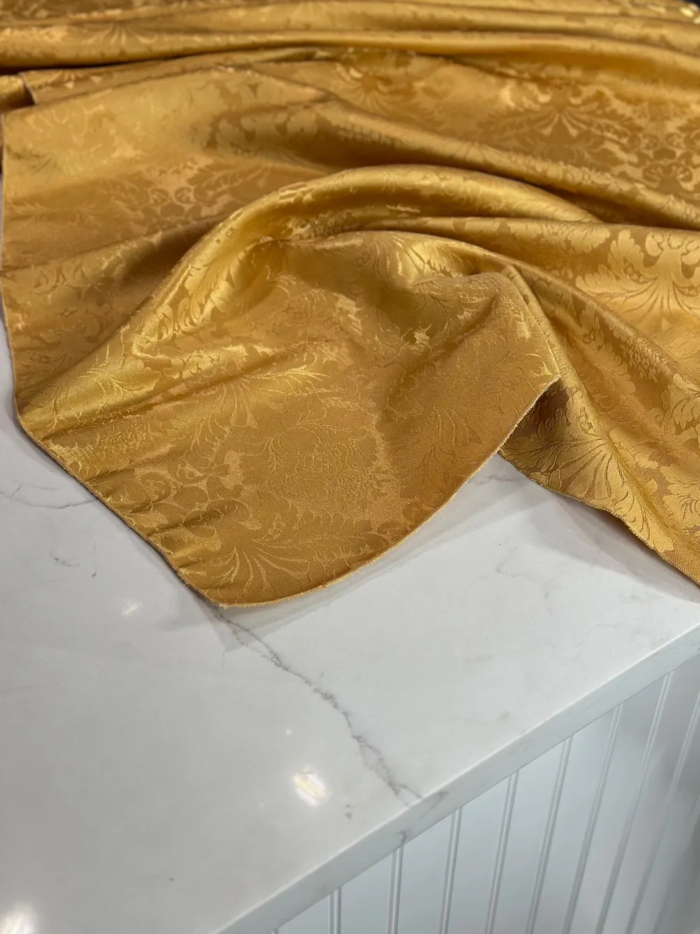 Damask Poly Table Linen in Gold 1326