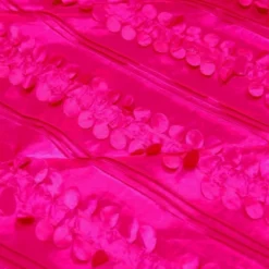 Diagonal Taffeta Table Linen in Fuchsia