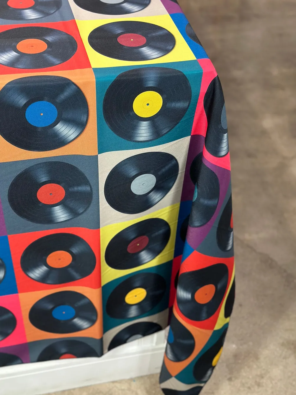 Disco (Poly Print) Table Linen