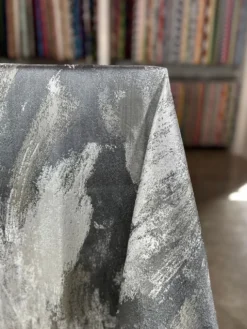 Element Jacquard Table Linen in Silver
