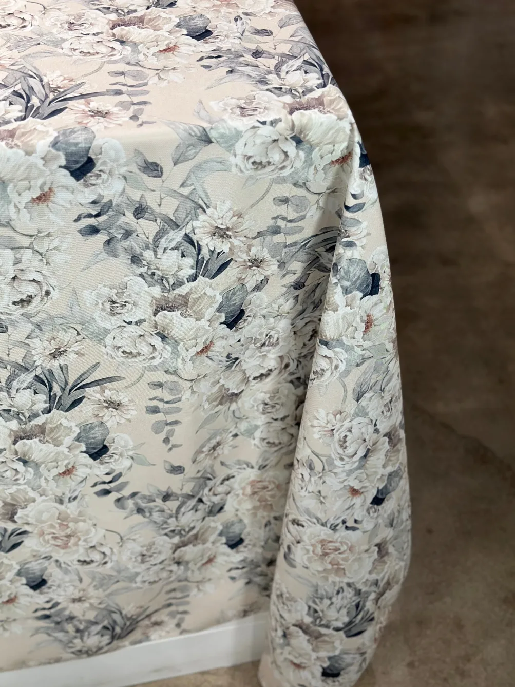 Floral Dusk (Poly Print) Table Linen in Ivory