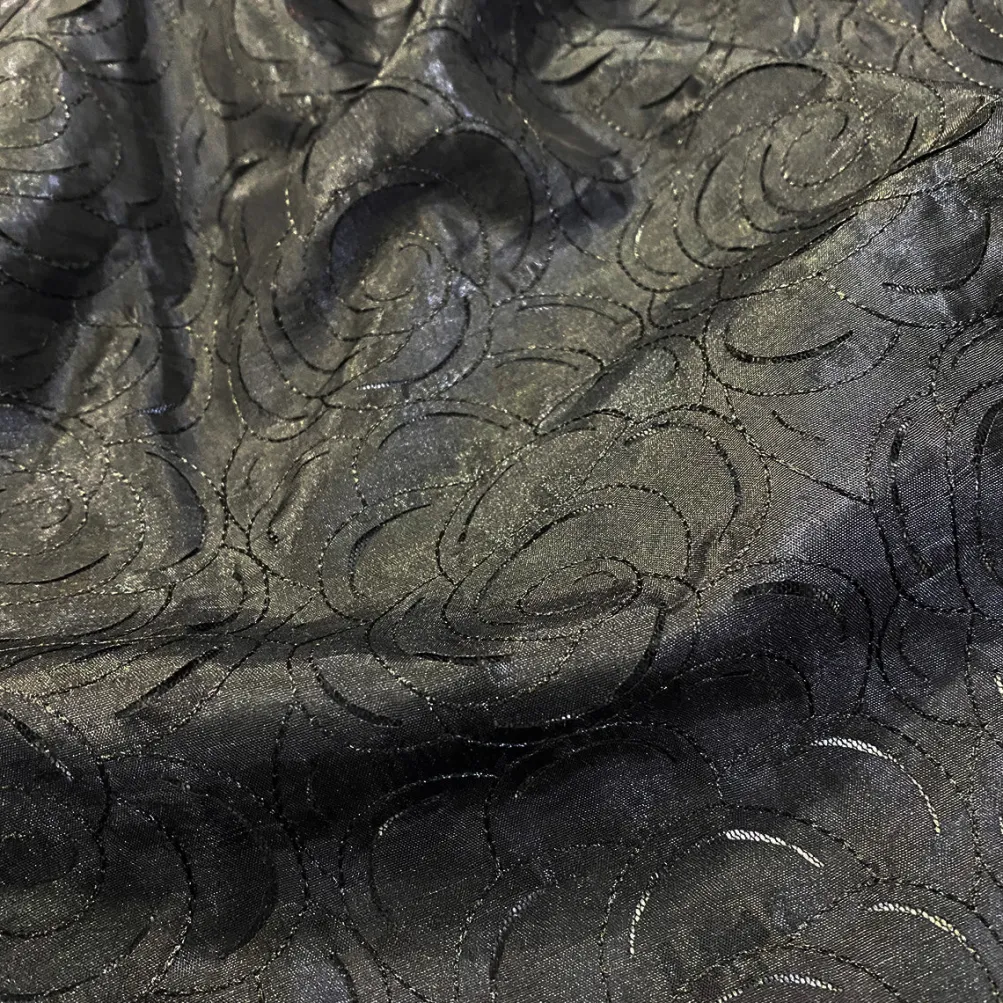 Flora Rose Table Linen in Black