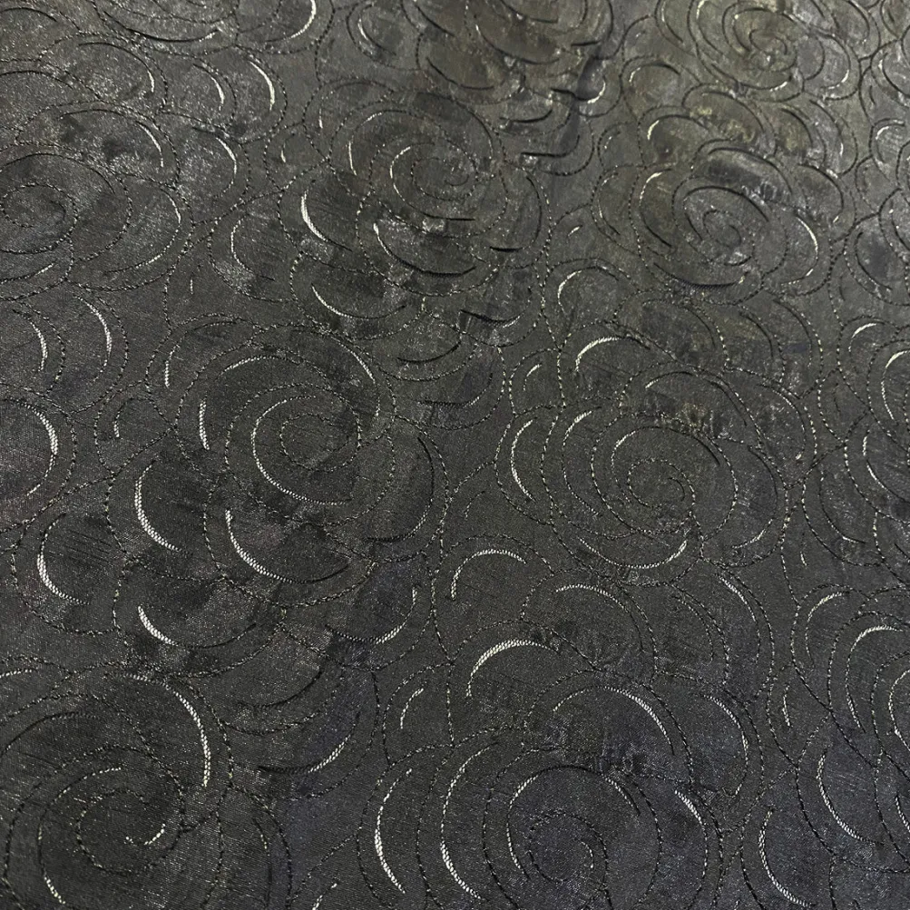 Flora Rose Table Linen in Black
